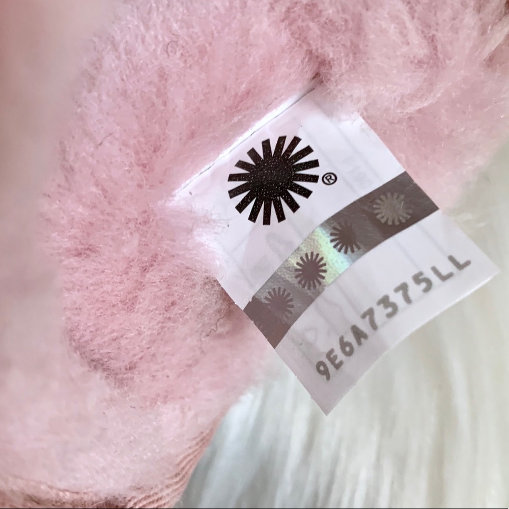 UGG Classic Mini UGG Rubber Logo Boots - Picture 8 of 8